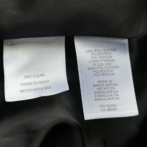 Jones Studio Women's Black Three-Button Blazer, Size 4 - Picture 5 of 5